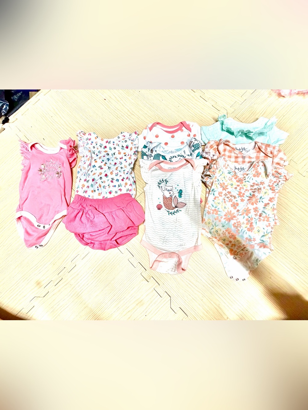 baby girl 9pcs clothing bundle 6mos MAKE OFFERS! Check my other baby listings!!